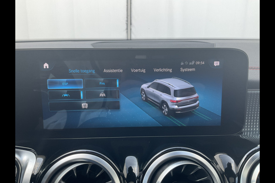 Mercedes-Benz EQB 300 4MATIC AMG Line 67 kWh Pano Adap.Cruise Sfeerverl Cam Compleet!