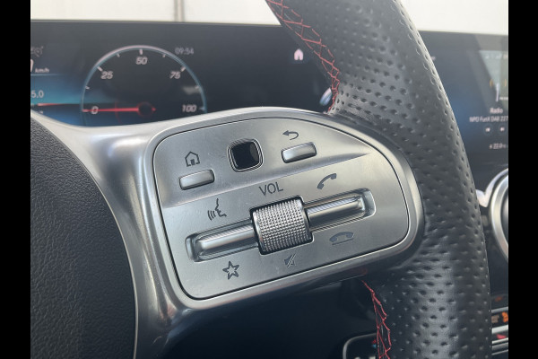 Mercedes-Benz EQB 300 4MATIC AMG Line 67 kWh Pano Adap.Cruise Sfeerverl Cam Compleet!