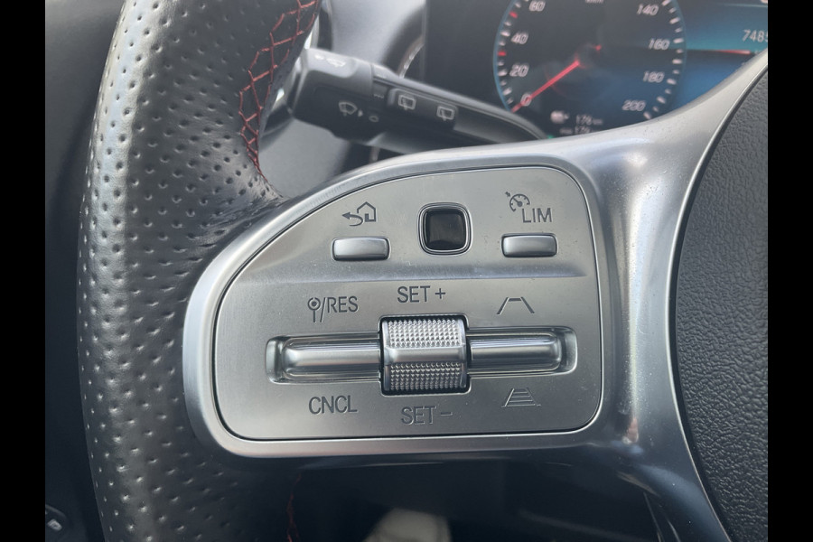 Mercedes-Benz EQB 300 4MATIC AMG Line 67 kWh Pano Adap.Cruise Sfeerverl Cam Compleet!
