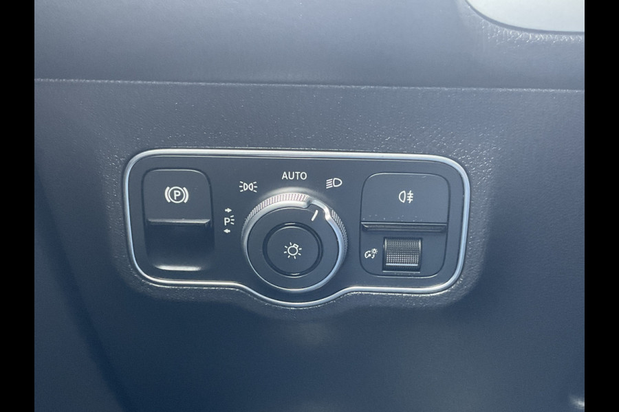 Mercedes-Benz EQB 300 4MATIC AMG Line 67 kWh Pano Adap.Cruise Sfeerverl Cam Compleet!