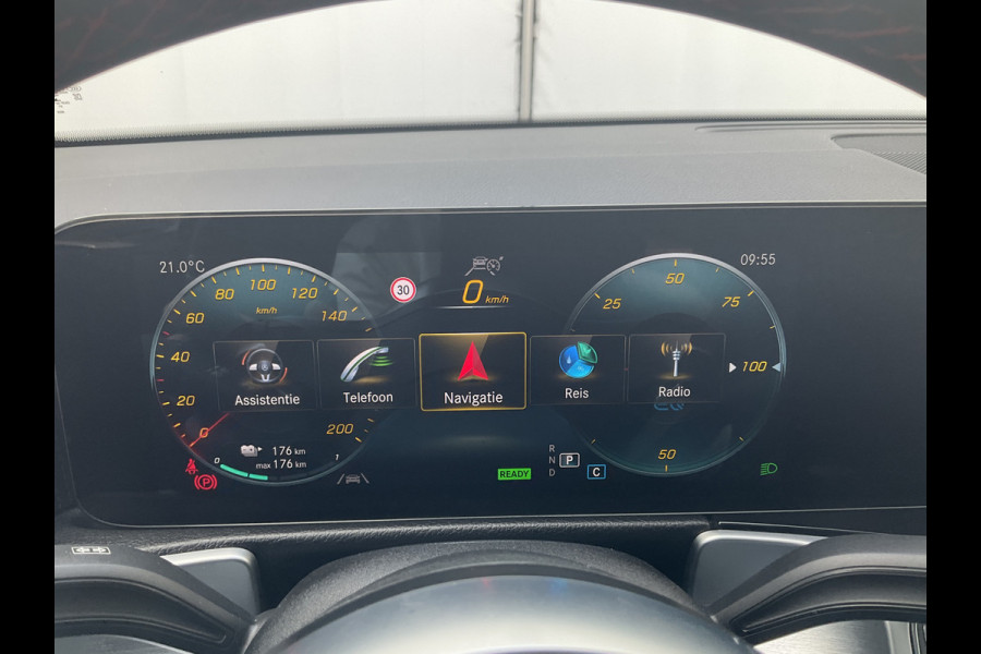 Mercedes-Benz EQB 300 4MATIC AMG Line 67 kWh Pano Adap.Cruise Sfeerverl Cam Compleet!