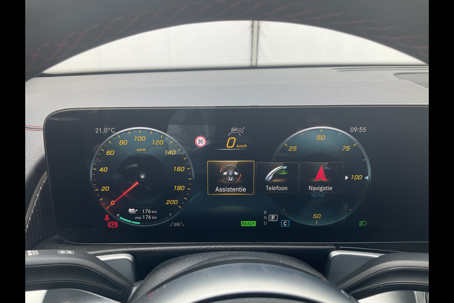 Mercedes-Benz EQB 300 4MATIC AMG Line 67 kWh Pano Adap.Cruise Sfeerverl Cam Compleet!