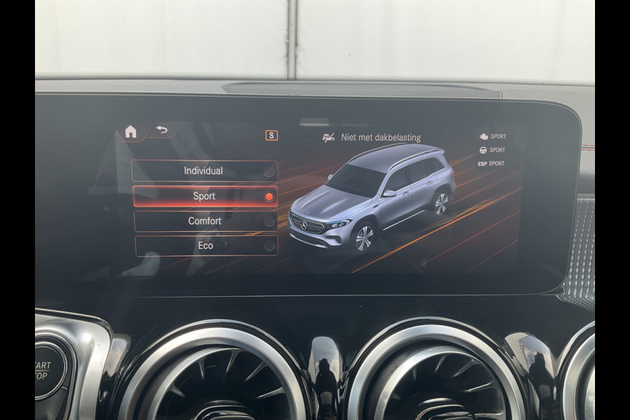 Mercedes-Benz EQB 300 4MATIC AMG Line 67 kWh Pano Adap.Cruise Sfeerverl Cam Compleet!