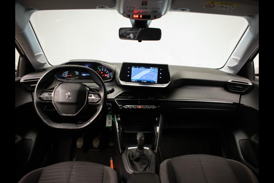 Peugeot 208 1.2 PureTech Blue Lease Active Sport (APPLE CARPLAY,NAVI,LED,CRUISE,CLIMATE,BLACK PACK,GETINT,BLUETOOTH,NETTESTAAT)