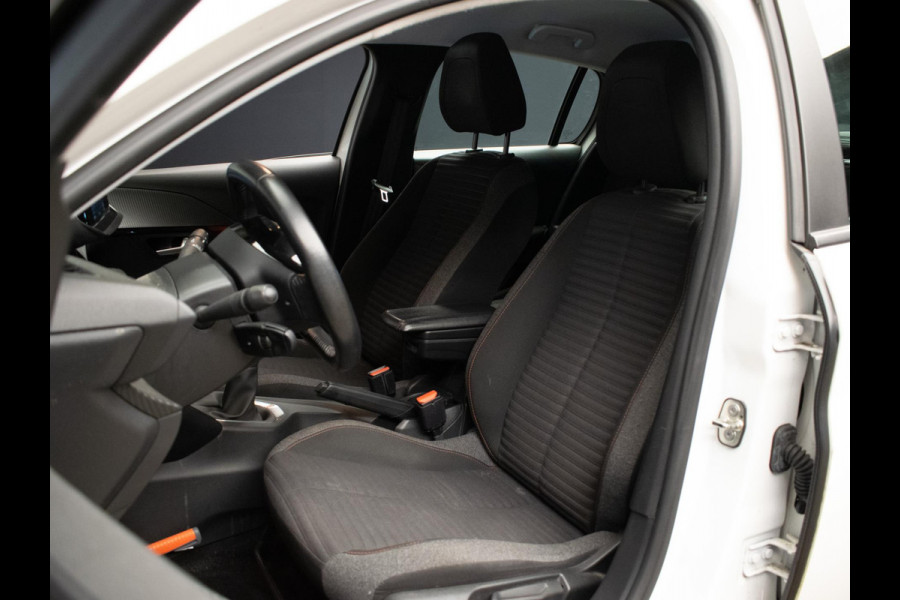 Peugeot 208 1.2 PureTech Blue Lease Active Sport (APPLE CARPLAY,NAVI,LED,CRUISE,CLIMATE,BLACK PACK,GETINT,BLUETOOTH,NETTESTAAT)