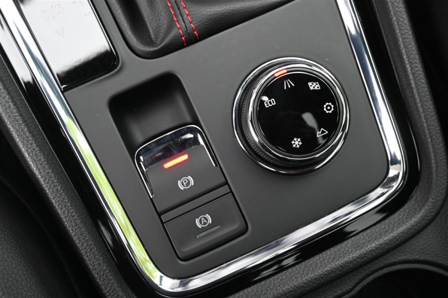 Seat Ateca 2.0 EcoTSI FR 4DRIVE Pano A.Cruise Cam 190PK ´17