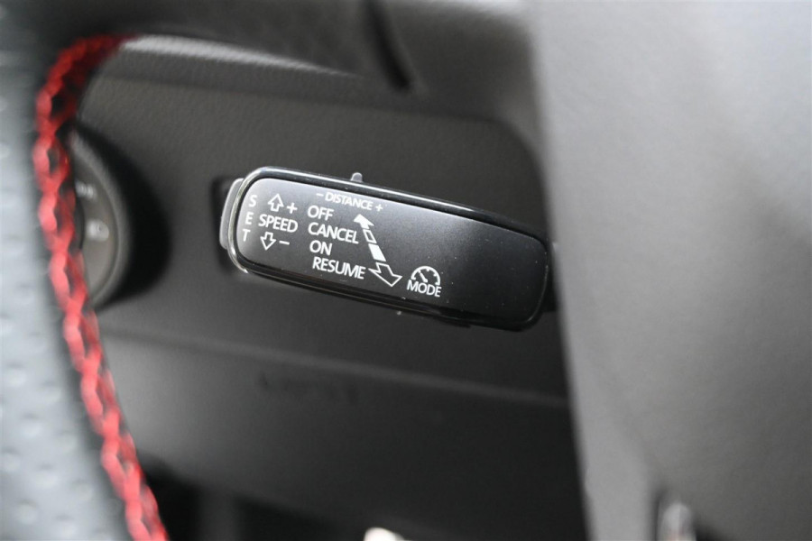 Seat Ateca 2.0 EcoTSI FR 4DRIVE Pano A.Cruise Cam 190PK ´17