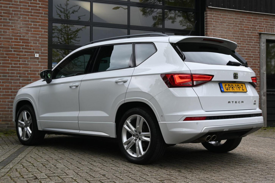 Seat Ateca 2.0 EcoTSI FR 4DRIVE Pano A.Cruise Cam 190PK ´17