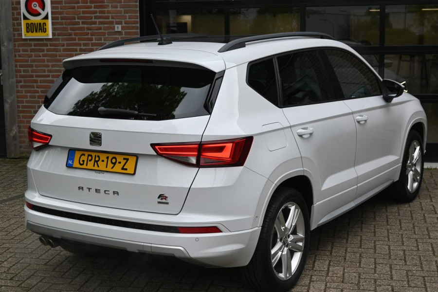 Seat Ateca 2.0 EcoTSI FR 4DRIVE Pano A.Cruise Cam 190PK ´17