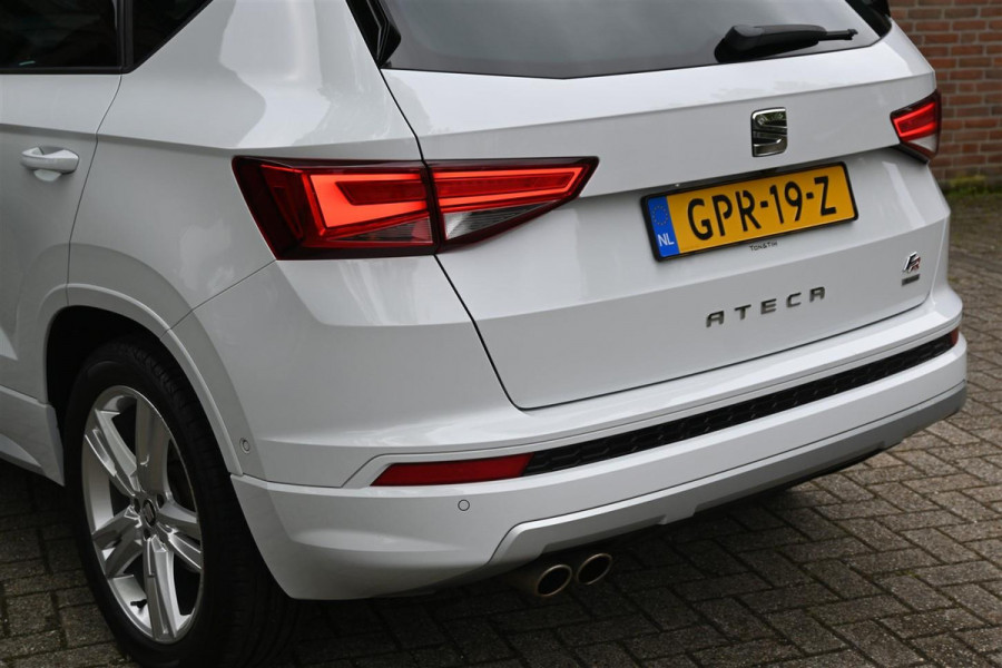 Seat Ateca 2.0 EcoTSI FR 4DRIVE Pano A.Cruise Cam 190PK ´17