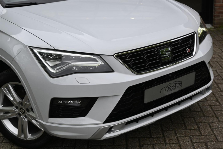 Seat Ateca 2.0 EcoTSI FR 4DRIVE Pano A.Cruise Cam 190PK ´17
