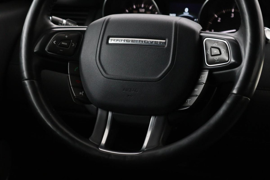 Land Rover Range Rover Evoque 2.0 TD4 SE | 2e eigenaar | Panoramadak | Leder | Stoelverwarming | 360 camera | Full LED | Carplay | Meridian Sound | Memory | Stuurverwarming | Keyless