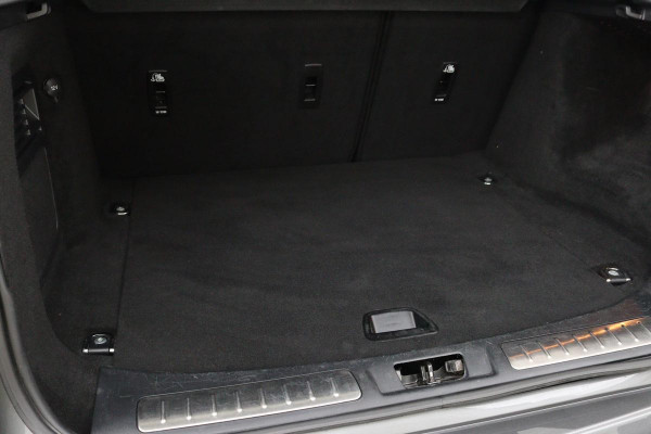 Land Rover Range Rover Evoque 2.0 TD4 SE | 2e eigenaar | Panoramadak | Leder | Stoelverwarming | 360 camera | Full LED | Carplay | Meridian Sound | Memory | Stuurverwarming | Keyless