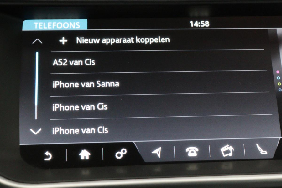 Land Rover Range Rover Evoque 2.0 TD4 SE | 2e eigenaar | Panoramadak | Leder | Stoelverwarming | 360 camera | Full LED | Carplay | Meridian Sound | Memory | Stuurverwarming | Keyless