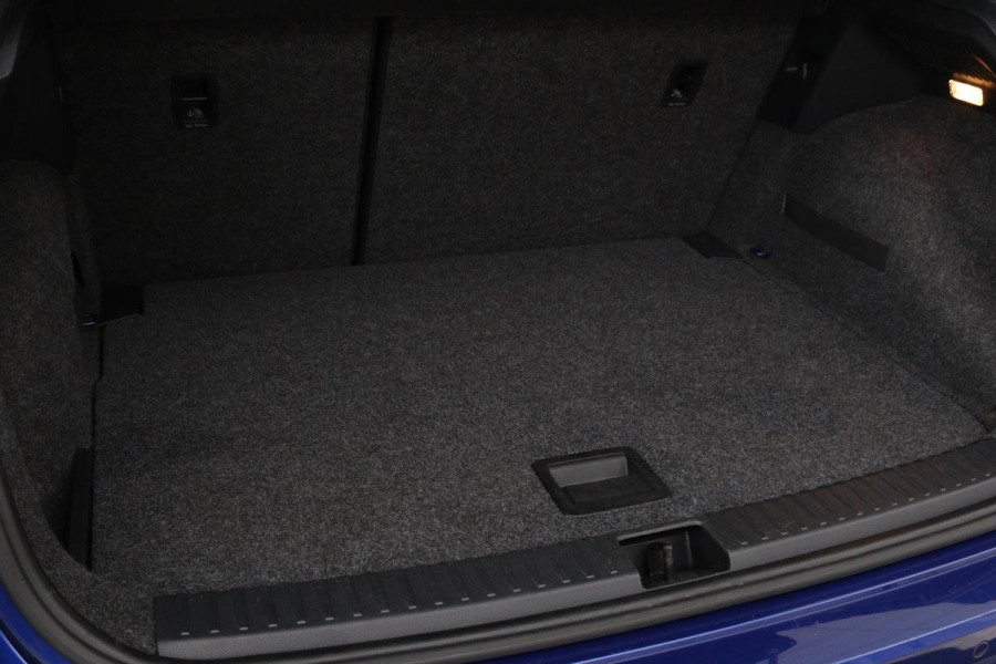 Seat Arona 1.0 TSI Style | Carplay | Climate control | Navigatie | Parkeerhulp | Cruise control | Bluetooth | Getint glas