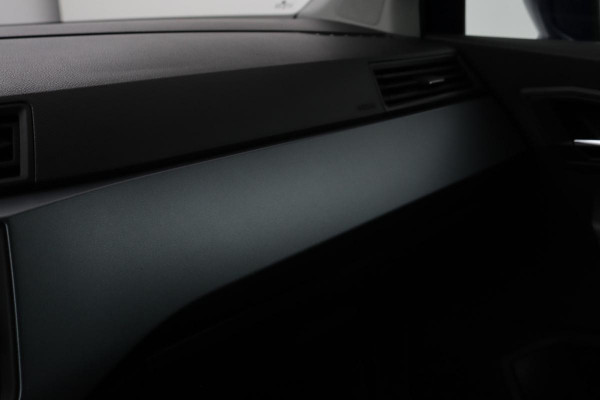 Seat Arona 1.0 TSI Style | Carplay | Climate control | Navigatie | Parkeerhulp | Cruise control | Bluetooth | Getint glas