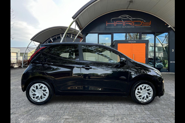 Toyota Aygo 1.0 VVT-i x-play Apple Carplay Camera NW Model
