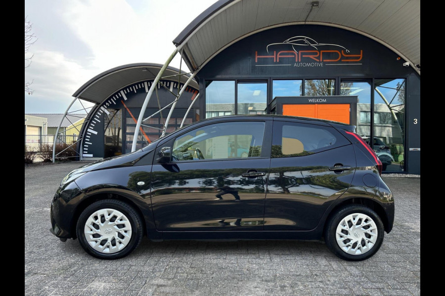 Toyota Aygo 1.0 VVT-i x-play Apple Carplay Camera NW Model