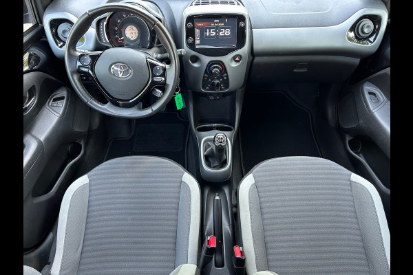 Toyota Aygo 1.0 VVT-i x-play Apple Carplay Camera NW Model