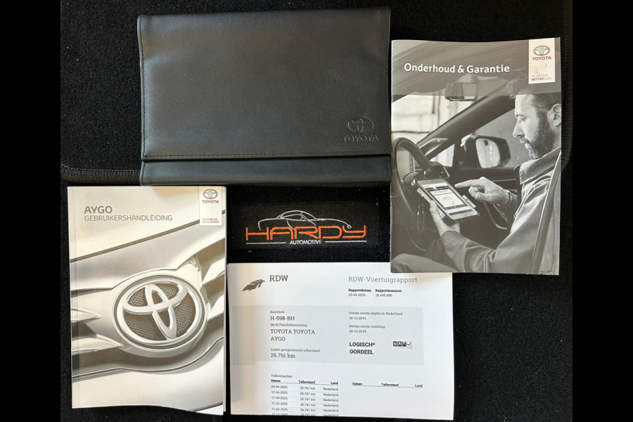 Toyota Aygo 1.0 VVT-i x-play Apple Carplay Camera NW Model