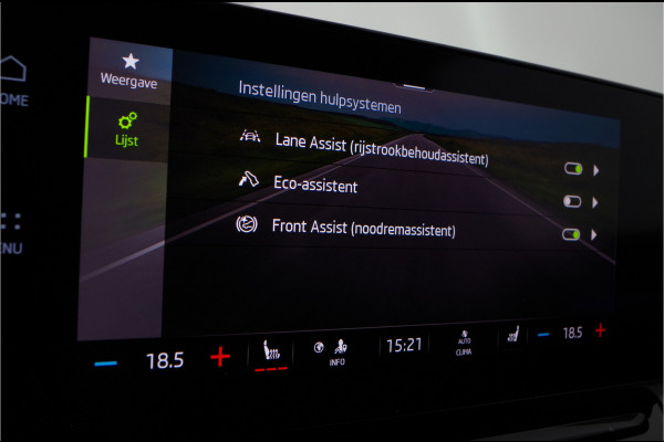Škoda Octavia Combi 1.0 e-TSI Ambition > Camera/Trekhaak/Black Magic/sfeerverlichting/All season banden...