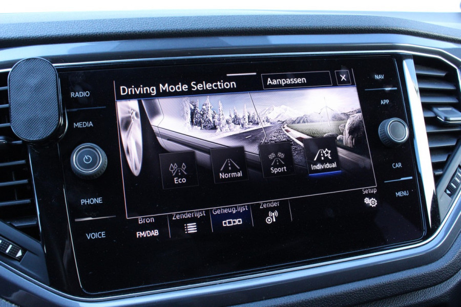 Volkswagen T-Roc 1.5 TSI DSG Sport 1eEIGNR! VIRTUAL ACC NAV CAMERA DAB '21