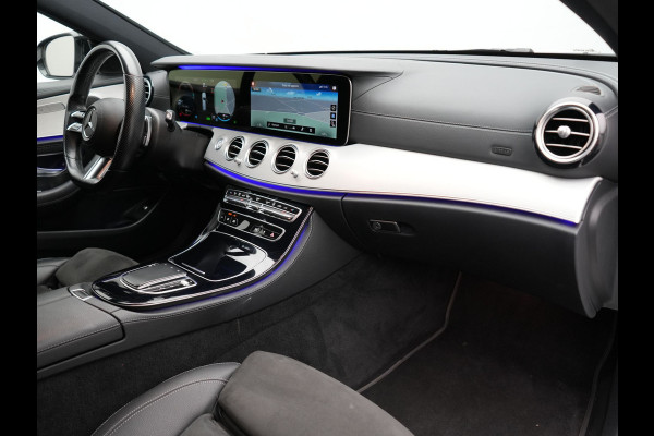 Mercedes-Benz E-Klasse Estate 300e AMG Plug In Hybrid 320pk Dealer O.H PHEV | Widescreen Navi | Sfeerverlichting | Night Pakket | Camera | Apple Carplay | Alcantara Sportstoelen Verwarmd | LED |
