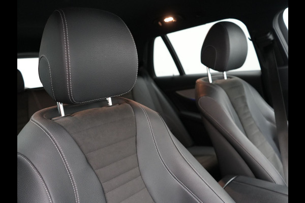 Mercedes-Benz E-Klasse Estate 300e AMG Plug In Hybrid 320pk Dealer O.H PHEV | Widescreen Navi | Sfeerverlichting | Night Pakket | Camera | Apple Carplay | Alcantara Sportstoelen Verwarmd | LED |