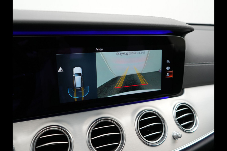 Mercedes-Benz E-Klasse Estate 300e AMG Plug In Hybrid 320pk Dealer O.H PHEV | Widescreen Navi | Sfeerverlichting | Night Pakket | Camera | Apple Carplay | Alcantara Sportstoelen Verwarmd | LED |