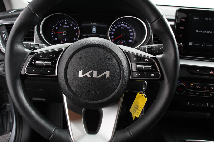 Kia Ceed Sportswagon 1.0 T-GDi Prestige Navigatie Apple Carplay/Android Auto Climate Control Camera Dab Cruise Control Lichtmetalen Velgen