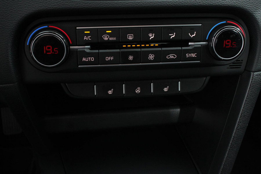 Kia Ceed Sportswagon 1.0 T-GDi Prestige Navigatie Apple Carplay/Android Auto Climate Control Camera Dab Cruise Control Lichtmetalen Velgen