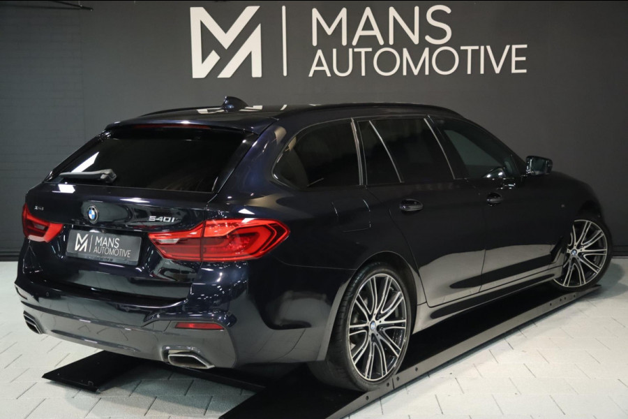 BMW 5 Serie Touring 540i xDrive M Sport / PANODAK / Soft Close / CAMERA / HUD / H&K / KEYLESS