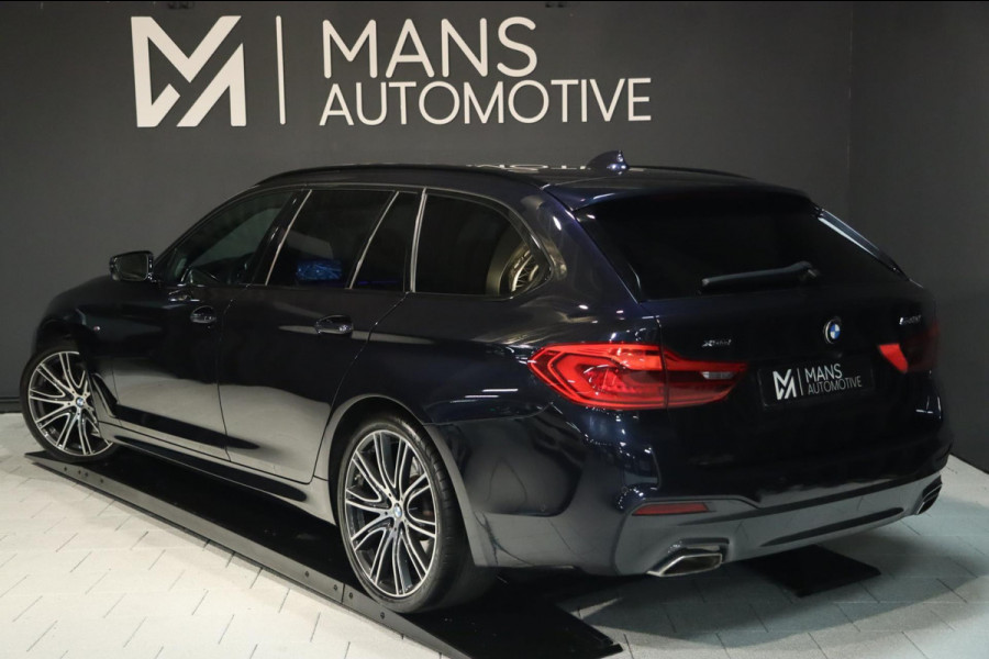 BMW 5 Serie Touring 540i xDrive M Sport / PANODAK / Soft Close / CAMERA / HUD / H&K / KEYLESS
