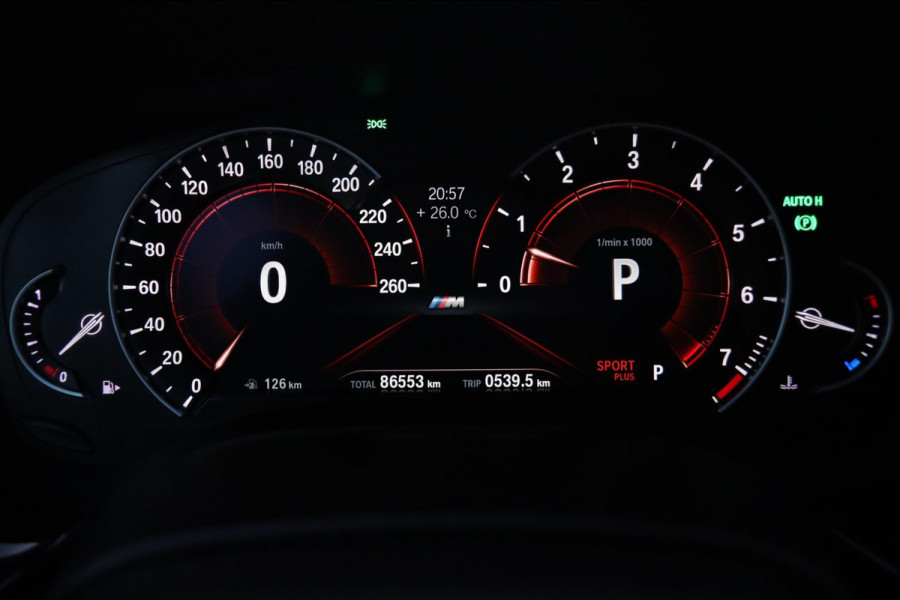 BMW 5 Serie Touring 540i xDrive M Sport / PANODAK / Soft Close / CAMERA / HUD / H&K / KEYLESS