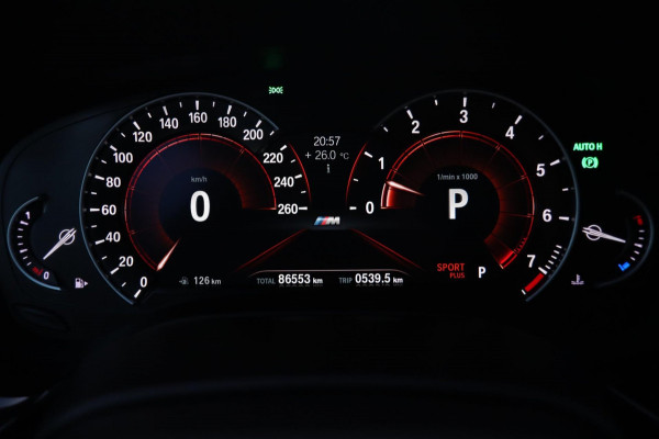 BMW 5 Serie Touring 540i xDrive M Sport / PANODAK / Soft Close / CAMERA / HUD / H&K / KEYLESS