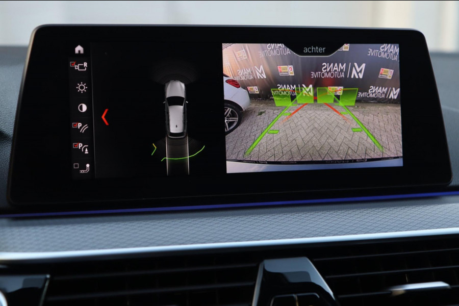 BMW 5 Serie Touring 540i xDrive M Sport / PANODAK / Soft Close / CAMERA / HUD / H&K / KEYLESS