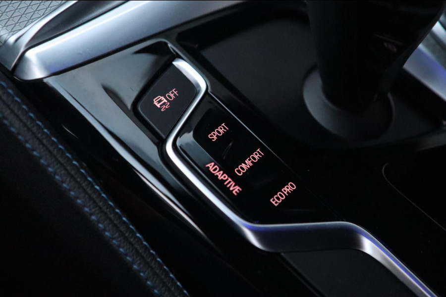 BMW 5 Serie Touring 540i xDrive M Sport / PANODAK / Soft Close / CAMERA / HUD / H&K / KEYLESS