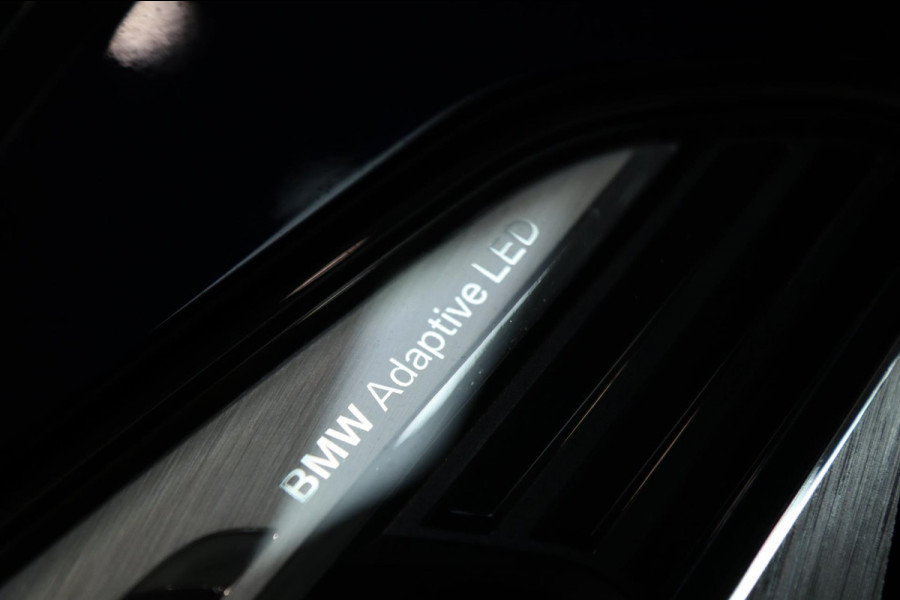 BMW 5 Serie Touring 540i xDrive M Sport / PANODAK / Soft Close / CAMERA / HUD / H&K / KEYLESS