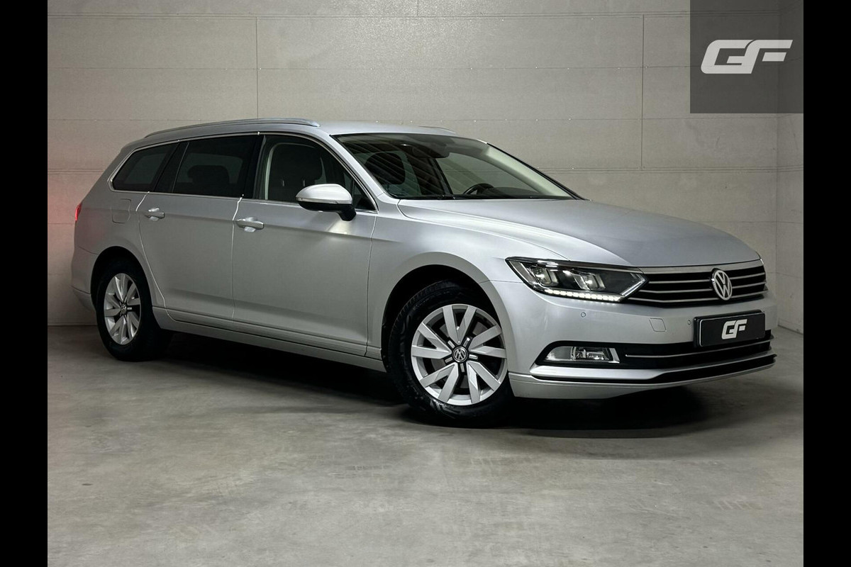 Volkswagen Passat Variant 1.4 TSI ACC CarPlay Navi Trekh NAP Volkswagen Passat Variant 1.4 TSI ACC CarPlay Navi Trekh NAP