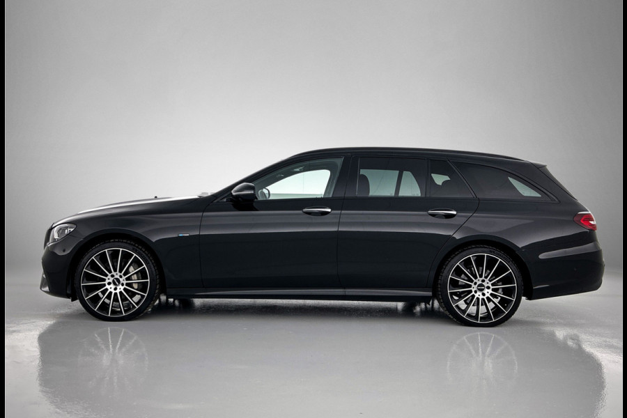 Mercedes-Benz E-Klasse Estate 300 e AMG Line | Panoramadak | Multispaaks lichtmetalen velgen | MBUX wide screen | Navigatie | Parking support | Inclusief 24 maanden MB Certified garantie voor Europa.