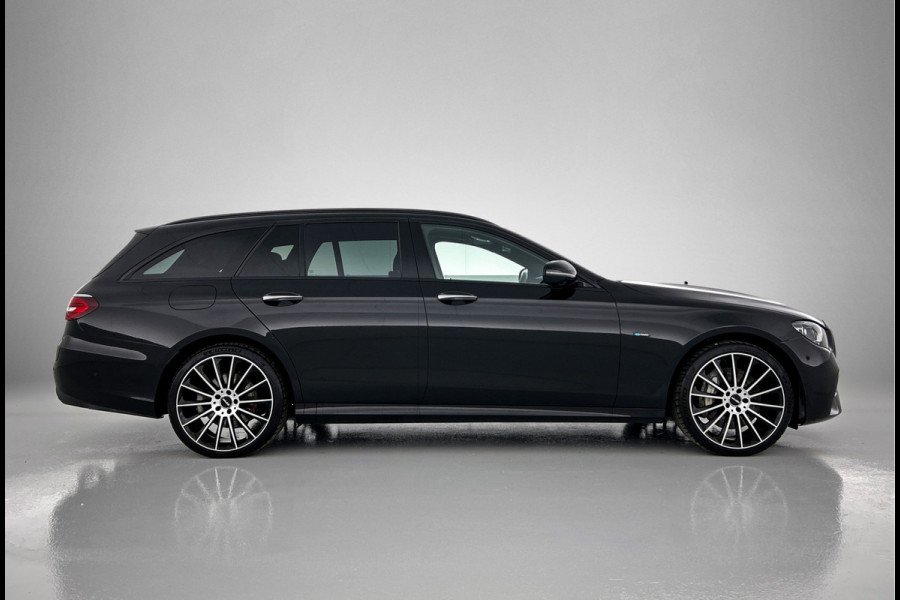 Mercedes-Benz E-Klasse Estate 300 e AMG Line | Panoramadak | Multispaaks lichtmetalen velgen | MBUX wide screen | Navigatie | Parking support | Inclusief 24 maanden MB Certified garantie voor Europa.