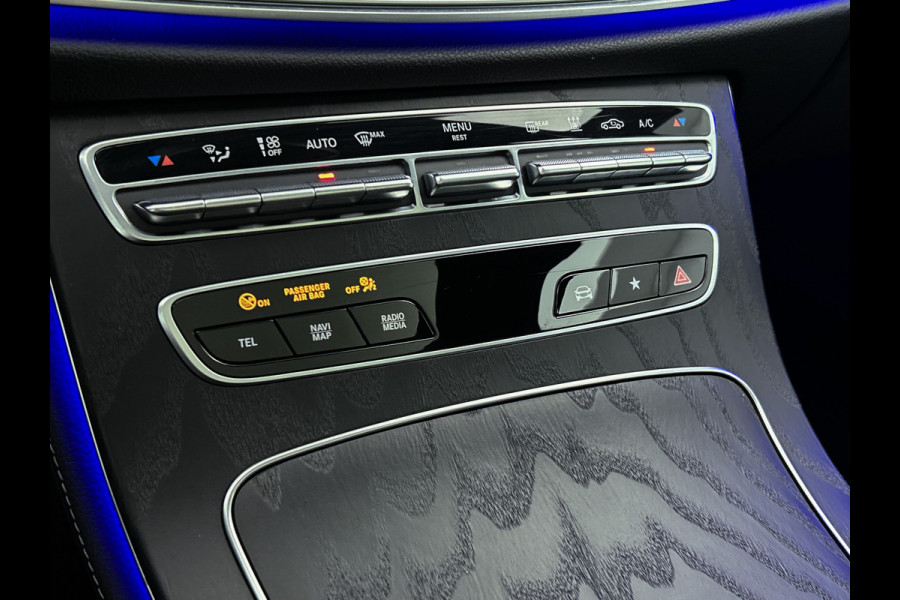 Mercedes-Benz E-Klasse Estate 300 e AMG Line | Panoramadak | Multispaaks lichtmetalen velgen | MBUX wide screen | Navigatie | Parking support | Inclusief 24 maanden MB Certified garantie voor Europa.
