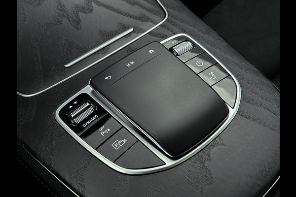 Mercedes-Benz E-Klasse Estate 300 e AMG Line | Panoramadak | Multispaaks lichtmetalen velgen | MBUX wide screen | Navigatie | Parking support | Inclusief 24 maanden MB Certified garantie voor Europa.