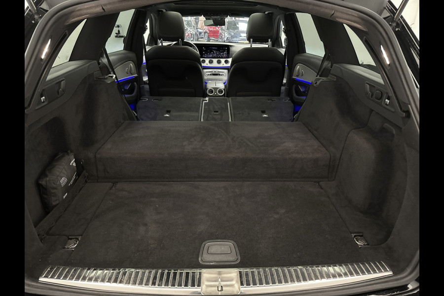 Mercedes-Benz E-Klasse Estate 300 e AMG Line | Panoramadak | Multispaaks lichtmetalen velgen | MBUX wide screen | Navigatie | Parking support | Inclusief 24 maanden MB Certified garantie voor Europa.