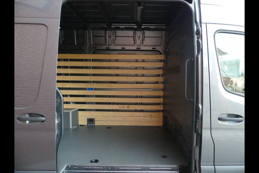 Mercedes-Benz Sprinter 315 CDI L2H2 3500KG Trekgewicht Camera/Cruise control