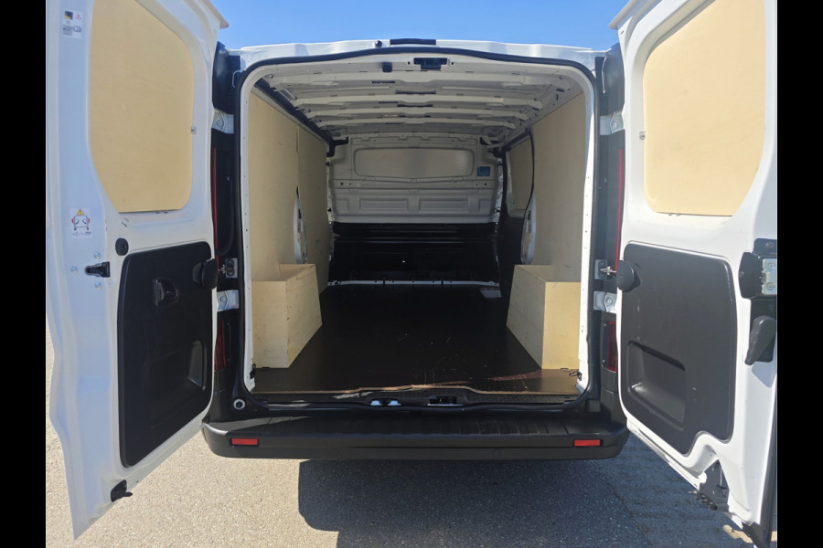 Renault Trafic 2.0 dCi T30 L2 H1 - Euro 6 - 130 Pk - Navi - ParkeerCamera - Airco