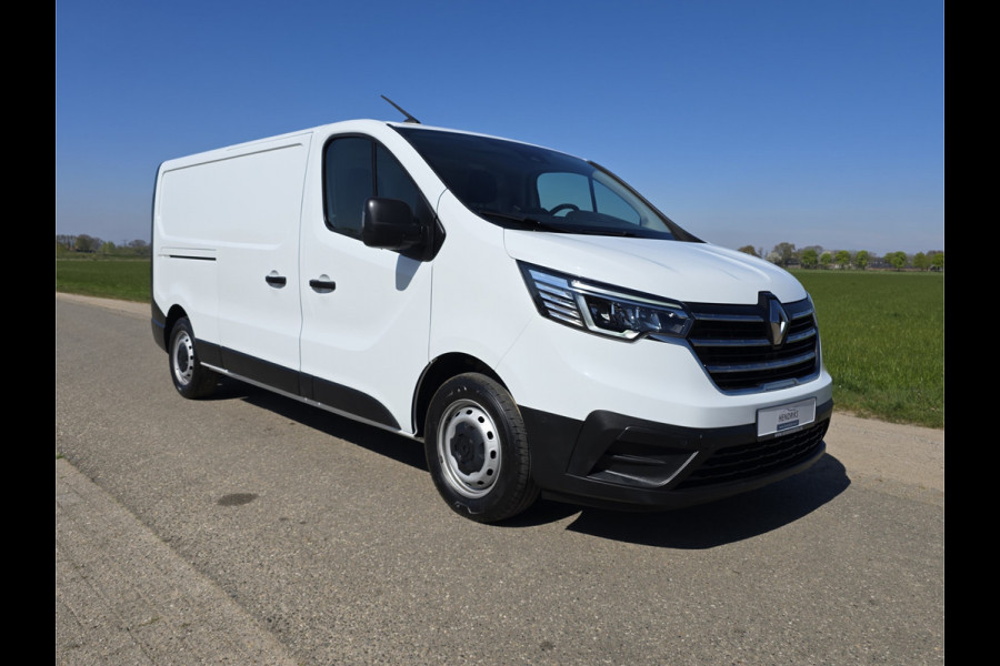 Renault Trafic 2.0 dCi T30 L2 H1 - Euro 6 - 130 Pk - Navi - ParkeerCamera - Airco