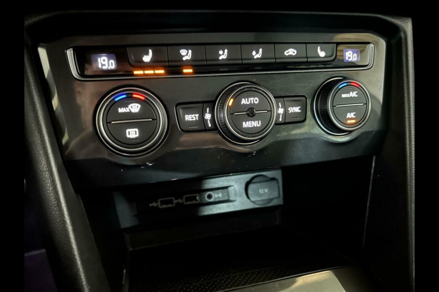 Volkswagen Tiguan 1.4 TSI ACT 2X R-Line Pano Virtual Trekh