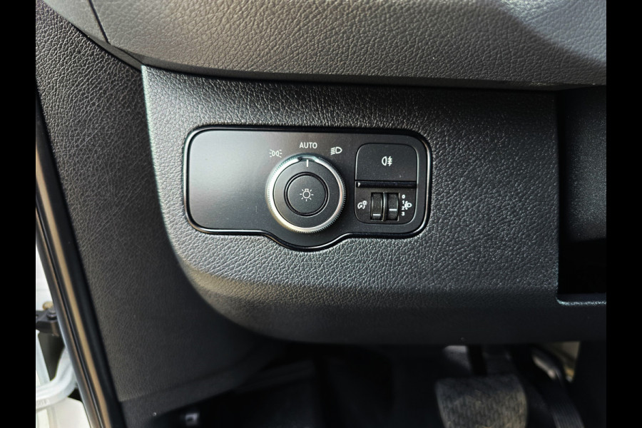 Mercedes-Benz Sprinter 317 1.9 CDI L2 H2 RWD - 170 Pk - Automaat - MBUX - Navi - ParkeerCamera - Stoelverwarming
