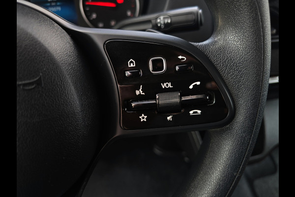 Mercedes-Benz Sprinter 317 1.9 CDI L2 H2 RWD - 170 Pk - Automaat - MBUX - Navi - ParkeerCamera - Stoelverwarming